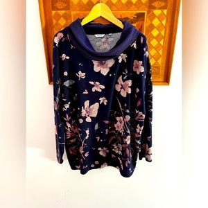 Brand new never worn sweater